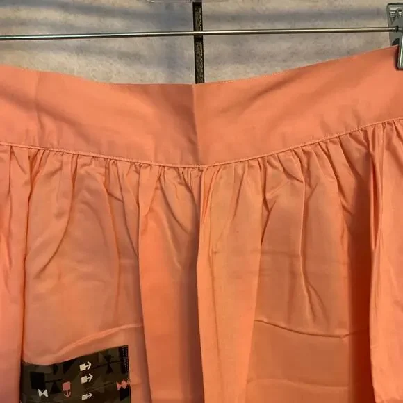 Vintage Style Coral Color Handmade Apron with Pocket - Picture 3 of 7
